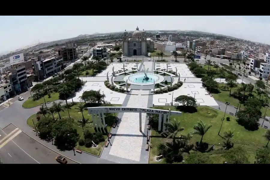 Imagen Plaza Mayor De Nuevo Chimbote - Imagen 3