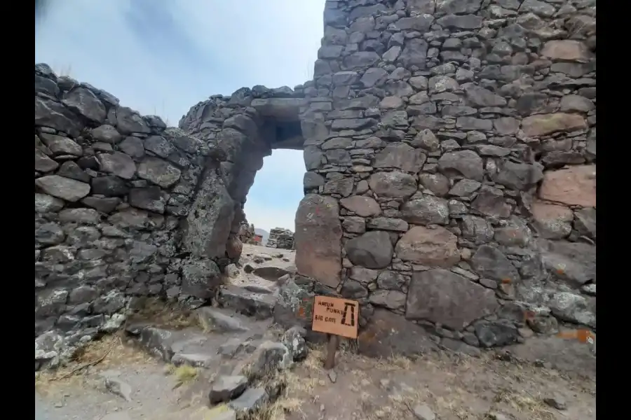 Imagen Complejo Arqueológico De Caniche - Imagen 9