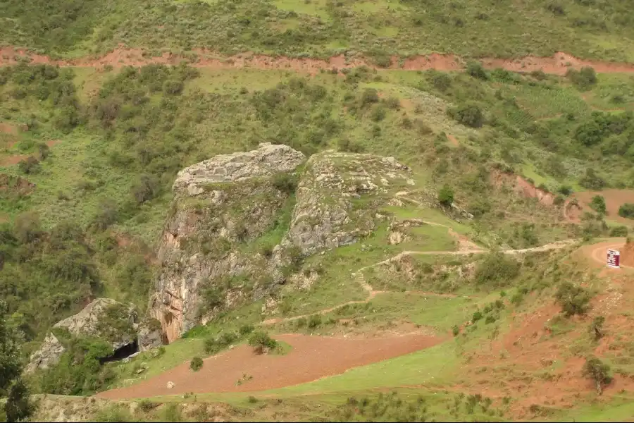 Imagen Zona  Arqueológica Puma Orqo - Imagen 3