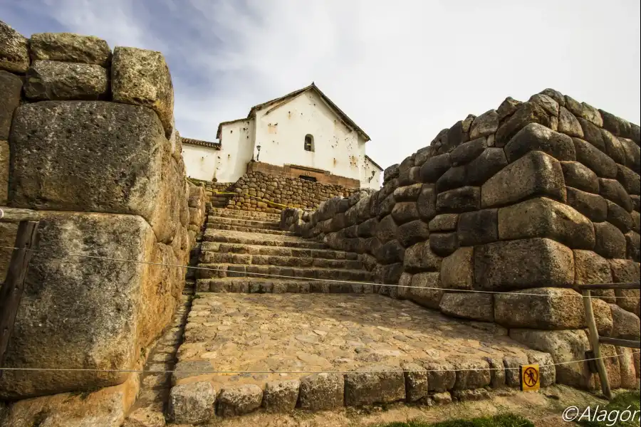 Imagen Templo Colonial De Chinchero - Imagen 3