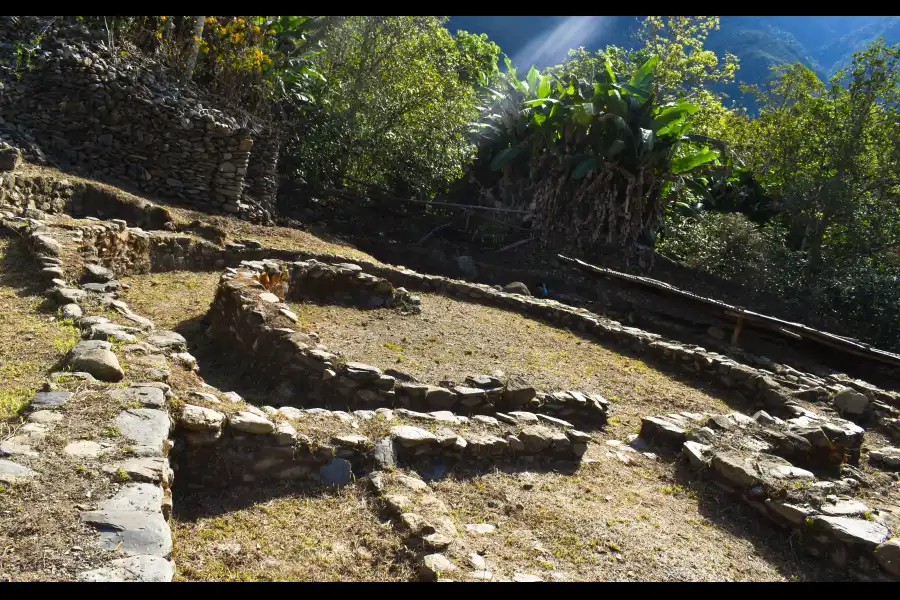 Imagen Sitio Arqueológico Señor De Wari - Vilcabamba - Imagen 1