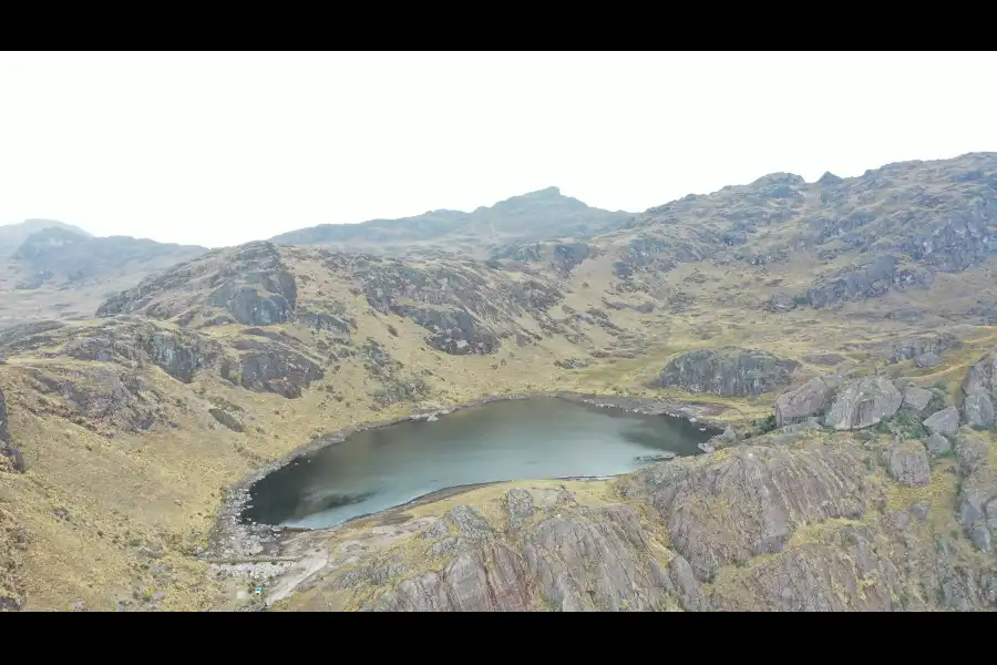 Imagen Laguna De Osccoccocha - Imagen 1