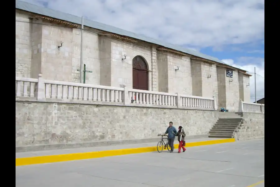 Imagen Templo De Santa Ana De Yauri - Imagen 1