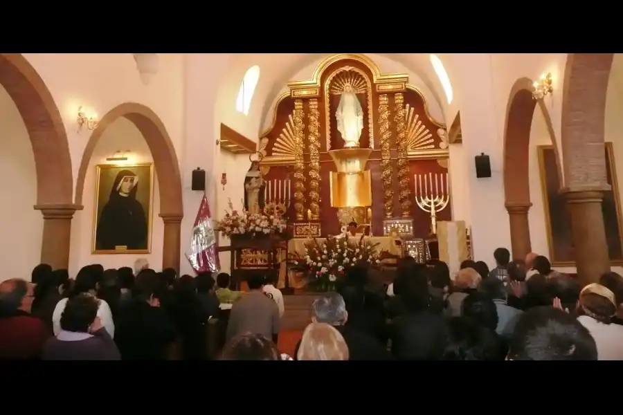 Imagen Capilla Apóstoles De María Reina De La Paz - Imagen 3