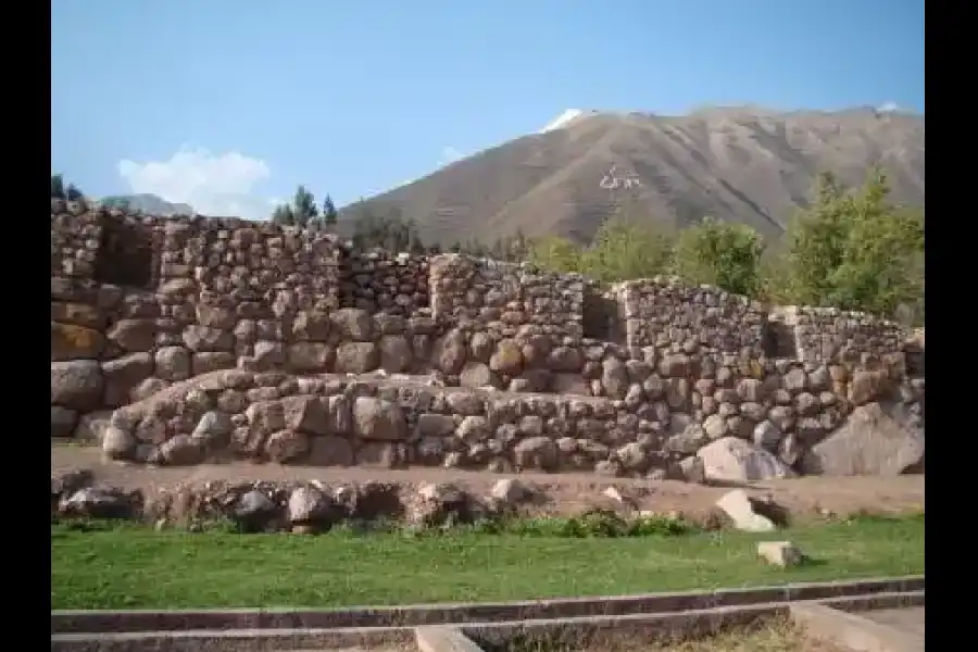 Imagen Sitio Arqueologico Palacio De Huayna Ccapac - Imagen 1