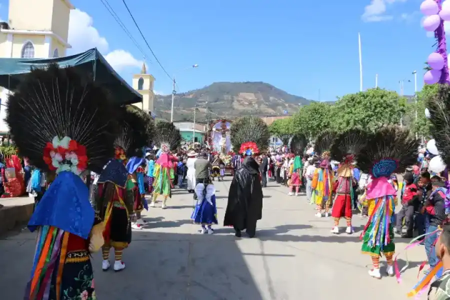 Imagen Festividad Señor De La Exaltación De La Cruz De Huarmaca - Imagen 3