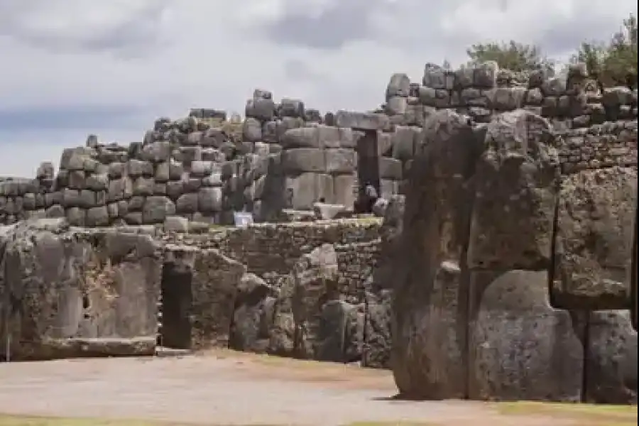 Imagen Parque Arqueológico De Saqsaywaman. - Imagen 2