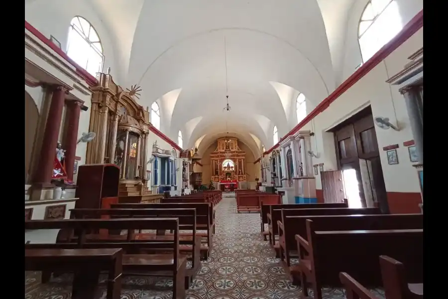 Imagen Iglesia Matriz De Calango - Imagen 4