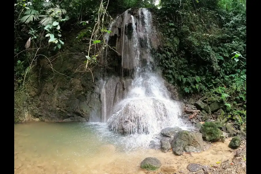 Imagen Cascadas Del Amor Y La Niña - Imagen 1