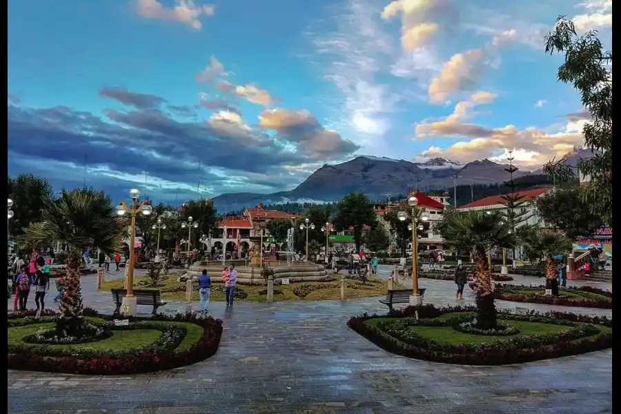 Imagen Plaza De Armas De Huaraz - Imagen 3