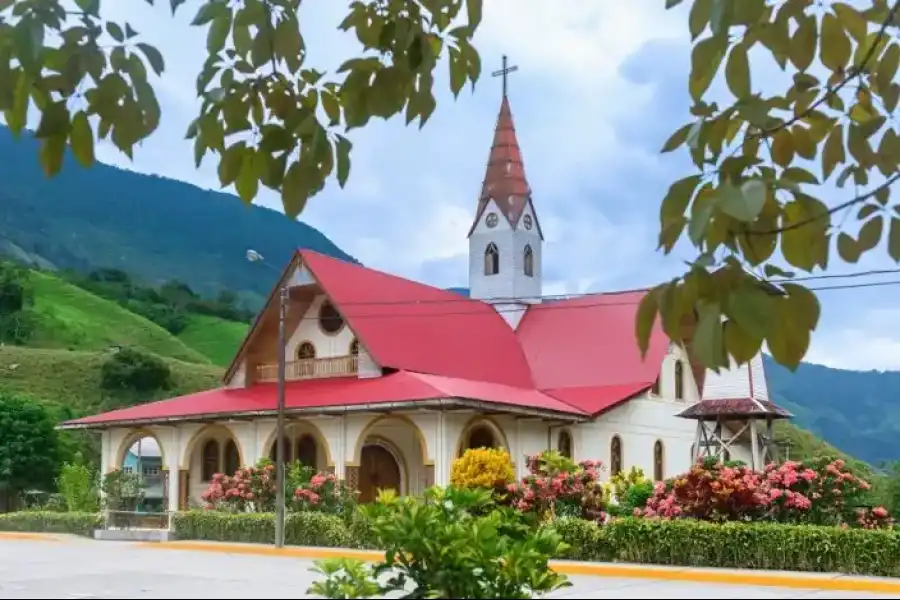 Imagen Templo De La Divina Misericordia - Pozuzo - Imagen 1