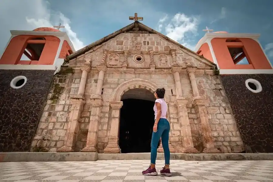 Imagen Templo De Tarucachi - Imagen 6