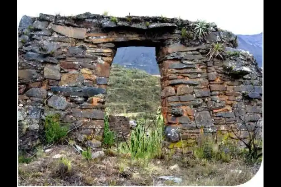 Imagen Complejo Arqueologico Atash - Imagen 3