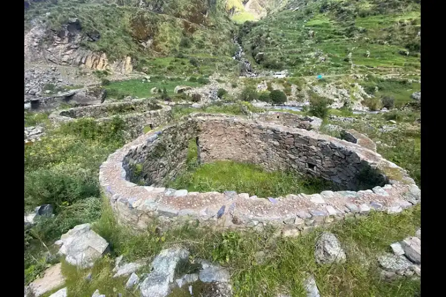 Imagen Sitio Arqueológico De Chicahuasi - Imagen 1