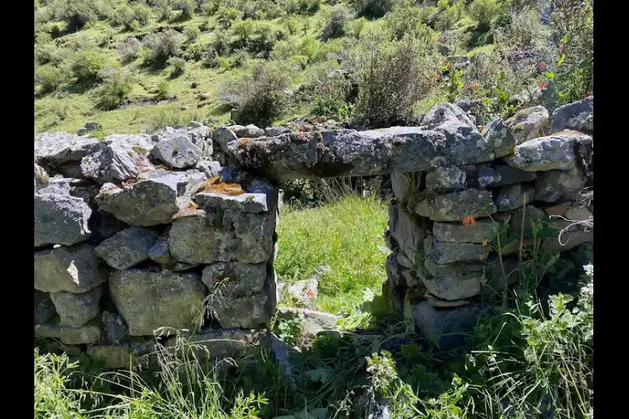 Imagen Sitio Arqueológico De Chicahuasi - Imagen 4