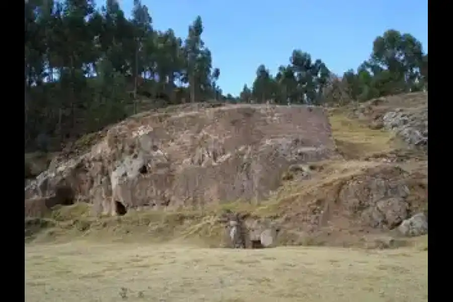 Imagen Sitio Arqueológico De Rumiwasi O Phaqchayoc - Imagen 1