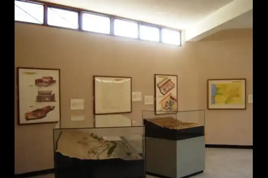 Imagen Sala De Exhibición Del Sitio Arqueológico “Tambo Colorado” - Imagen 3