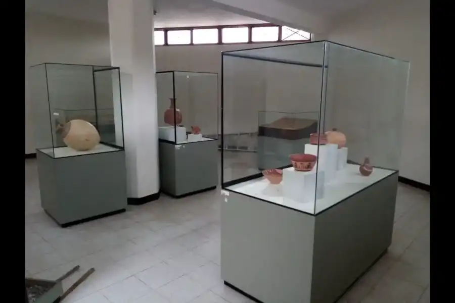 Imagen Sala De Exhibición Del Sitio Arqueológico “Tambo Colorado” - Imagen 7