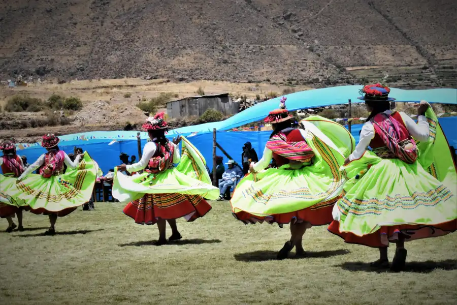 Imagen Danza Sara Tarpuypi Tusuna - Imagen 1