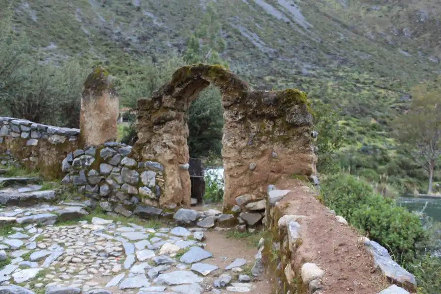 Imagen Puente Colonial Calicanto De Huancaya - Imagen 3