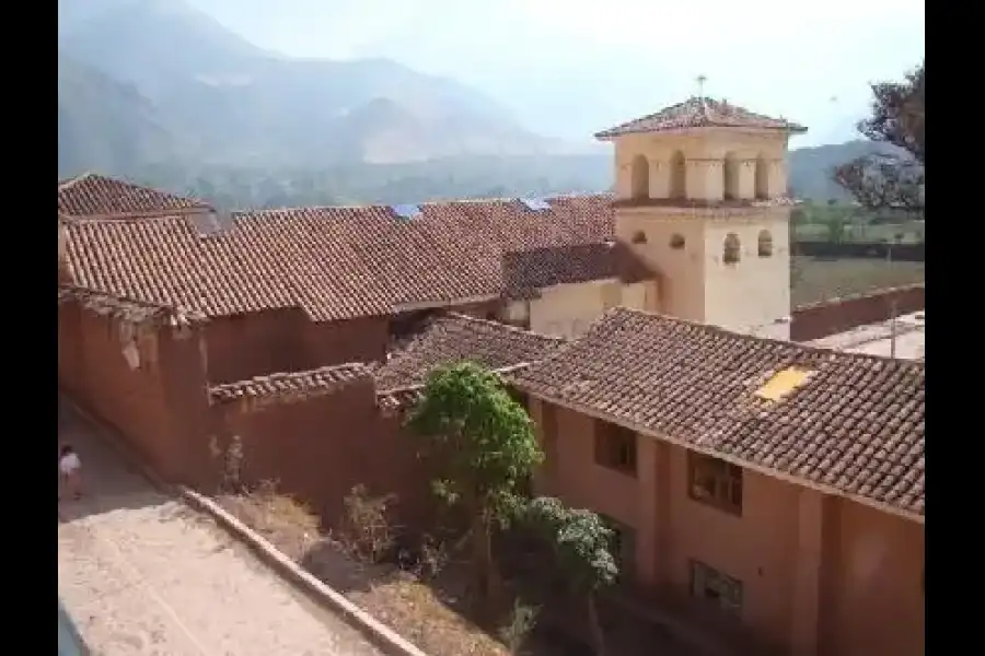 Imagen Pueblo De Urquillos - Imagen 1