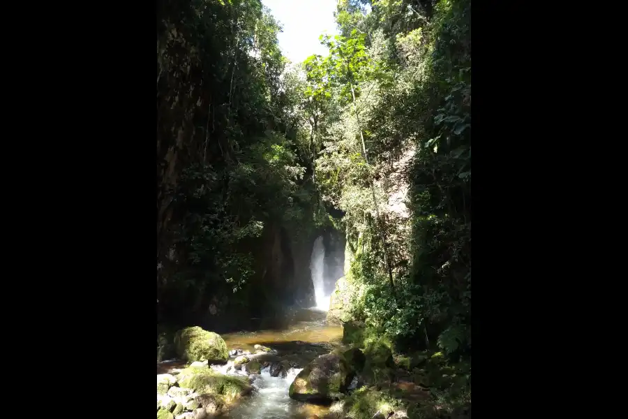 Imagen Catarata Puente De Las Sirenas - Imagen 4