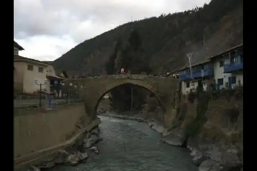 Imagen Puente Colonial Carlos Iii Sobre El Rio Paucartambo - Imagen 1