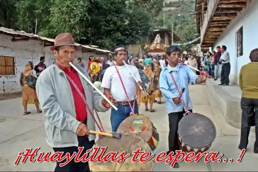 Imagen Danza De Los Huaris De Huaylillas - Imagen 4