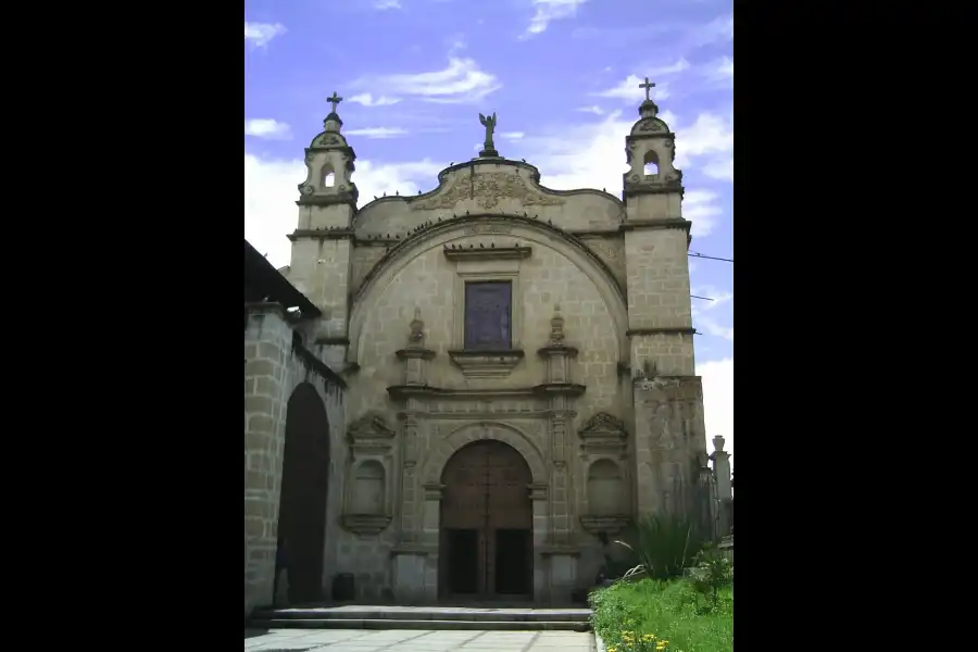 Imagen Capilla De La Virgen De Los Dolores - Imagen 3