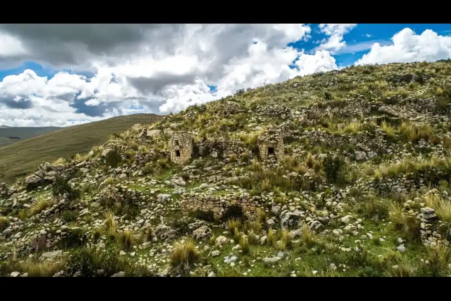 Imagen Sitio Arqueológico De Auquimarca De Pomacancha - Imagen 12