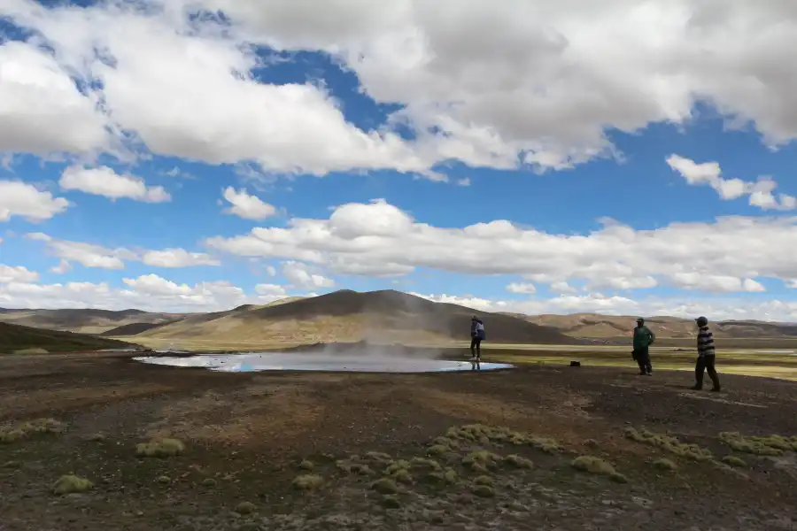 Imagen Baños Termales Geiseres De Pinaya - Imagen 3