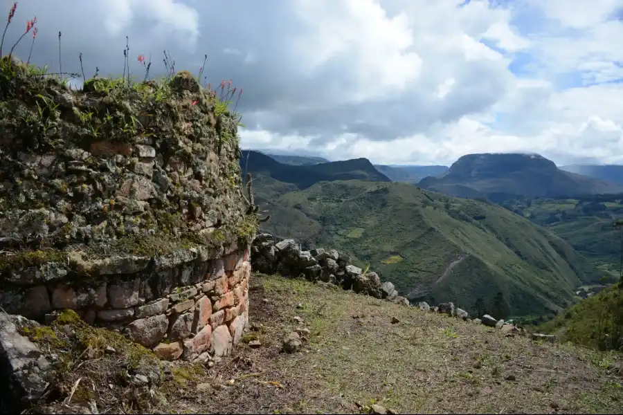 Imagen Sitio Arqueológico Cambolín - Imagen 3