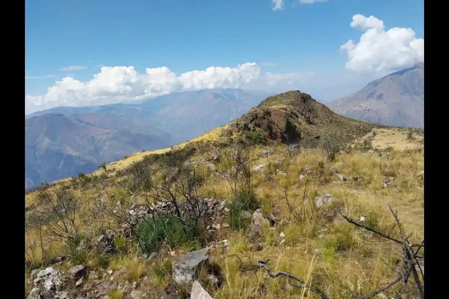 Imagen Sitio Arqueológico De Ñaupallaqta - Distrito De Chilcas - Imagen 4