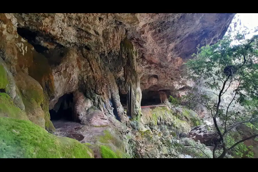 Imagen Caverna De Huambo - Imagen 5