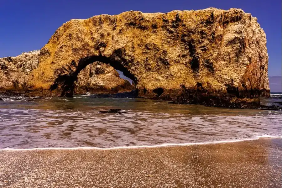 Imagen Playa Los Arcos - Imagen 1