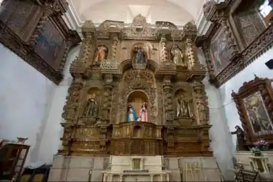 Imagen Templo De Santiago Apóstol O De La Inmaculada - Imagen 1