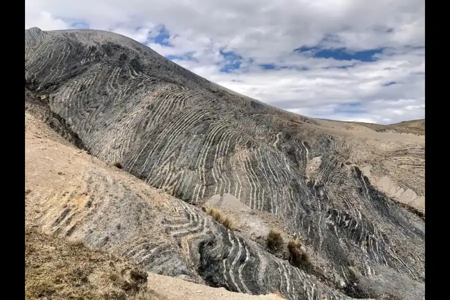 Imagen Lineas Y Ruedas Enigmaticas De Hayuni - Imagen 1