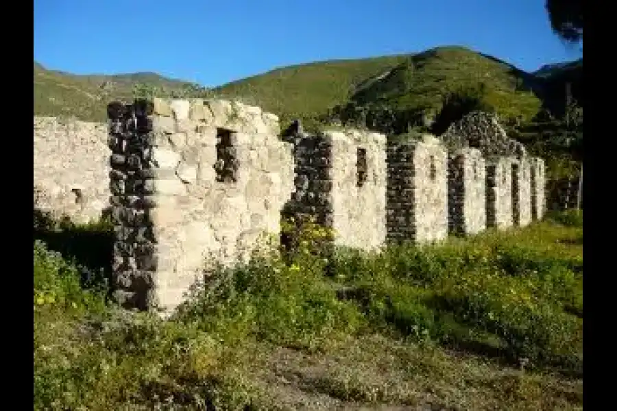 Imagen Complejo Arqueologico De Uyo Uyo - Imagen 1