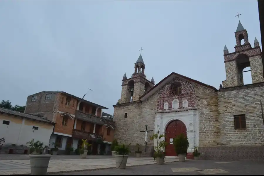 Imagen Pueblo Tradicional Luricocha - Imagen 3