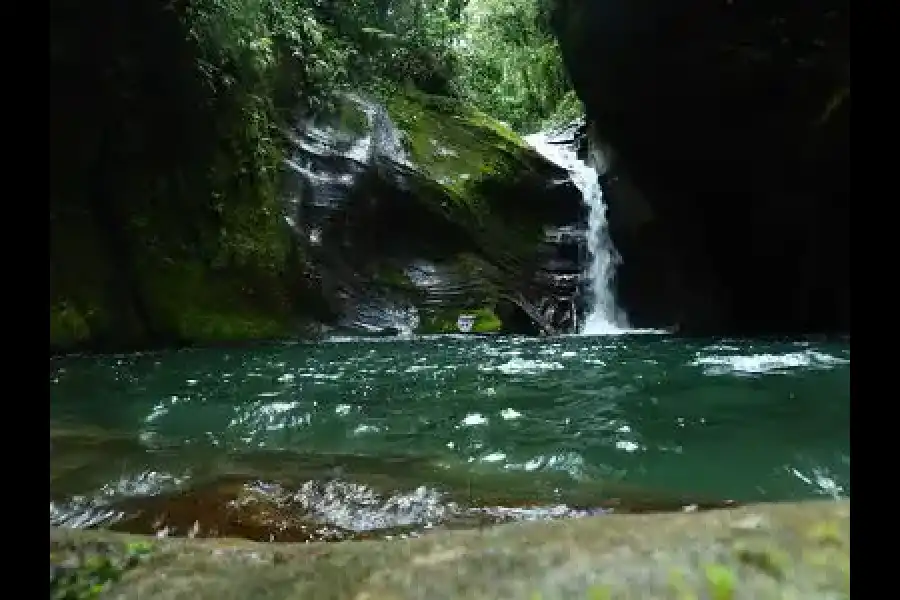 Imagen Piscina De Los Reyes - Imagen 1