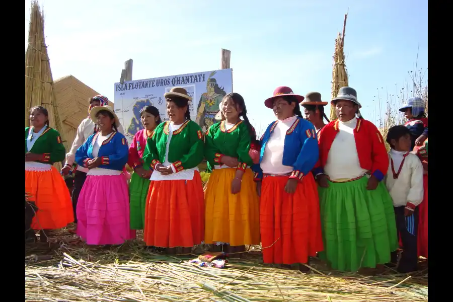 Imagen Islas Flotantes De Los Uros - Imagen 1