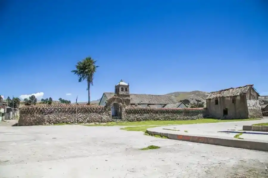 Imagen Capilla De San Pedro De Challapampa - Imagen 4