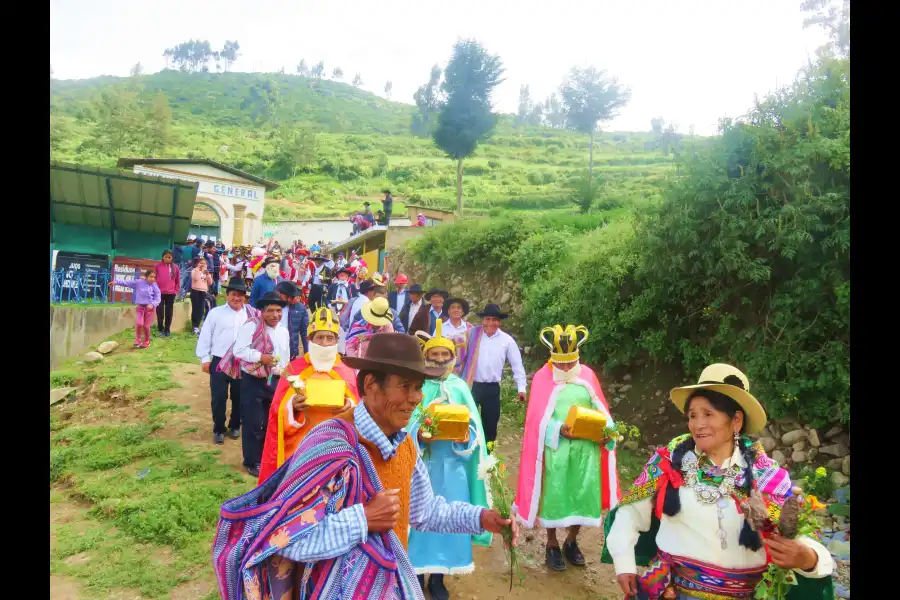 Imagen Danza Las Curcuchas De San Damián - Imagen 4