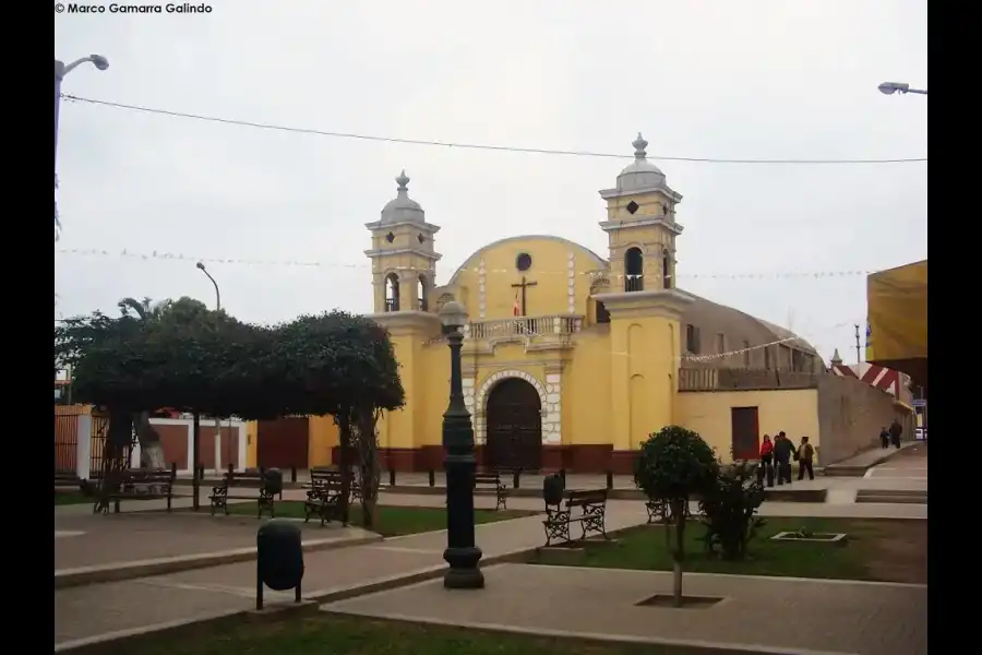 Imagen Iglesia San Francisco De Huaura - Imagen 1