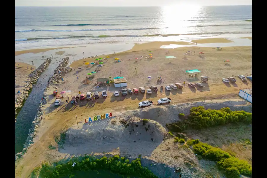 Imagen Playa San Isidro “La Bomba” - Imagen 6