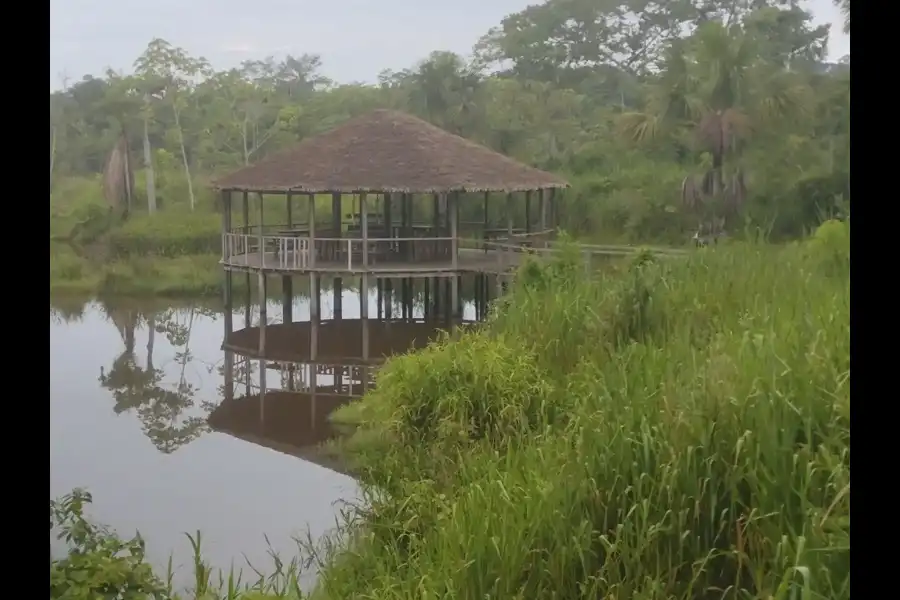 Imagen Espejo De Agua La Novia - Imagen 1