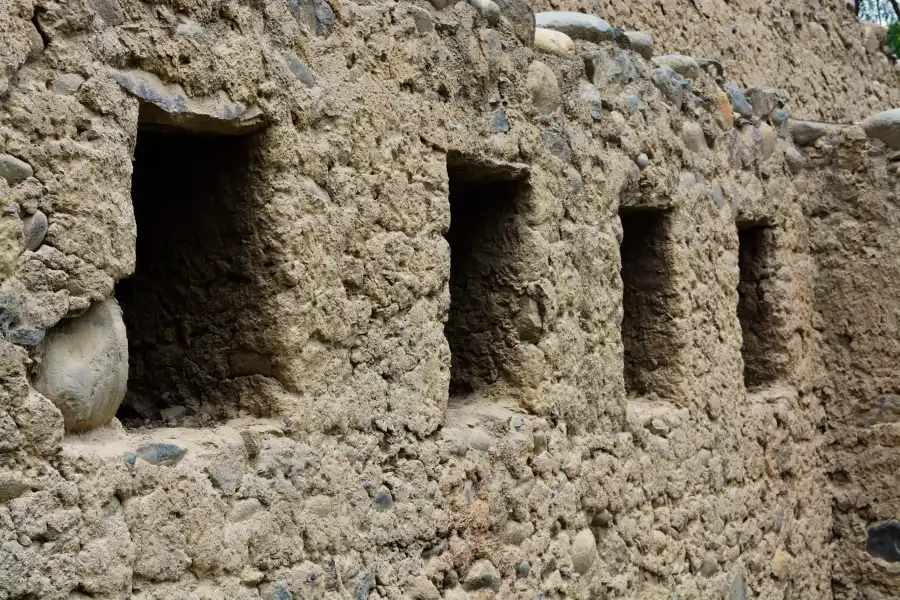 Imagen Sitio Arqueológico De Huaca Daris - Imagen 1