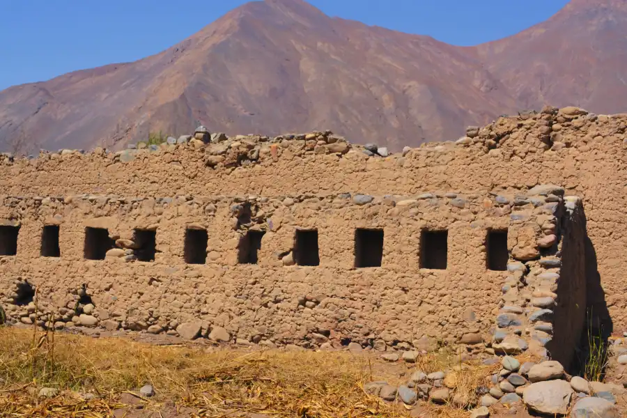 Imagen Sitio Arqueológico De Huaca Daris - Imagen 7