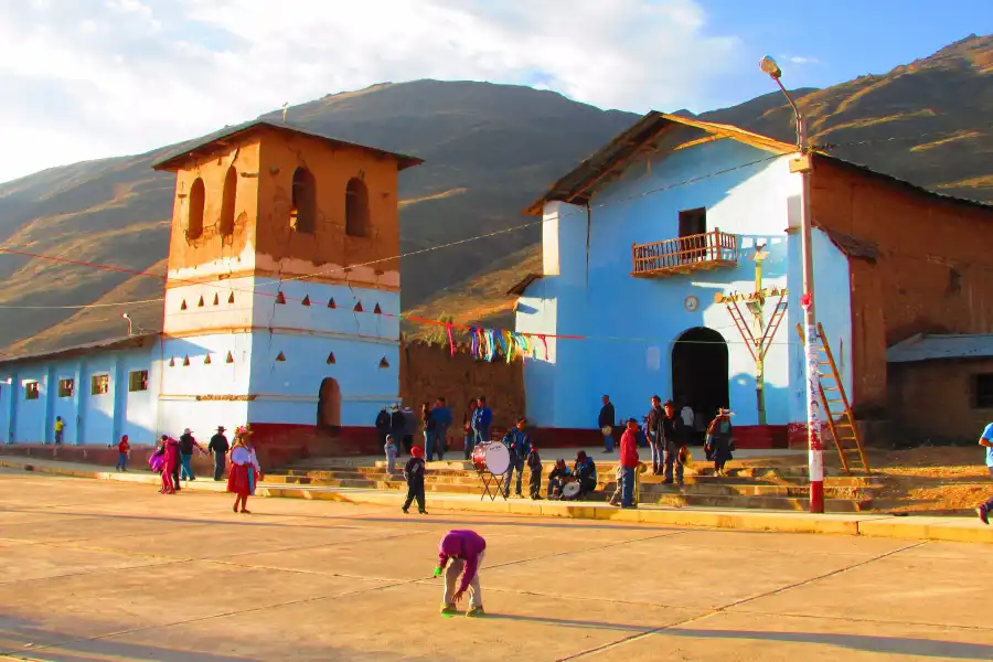 Imagen Iglesia Matriz De Huancapón - Imagen 1