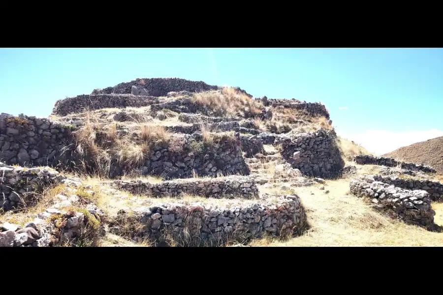 Imagen Sitio Arqueologico De Llacctapata - Imagen 1